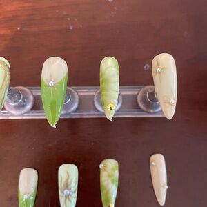 Elegant Green and Cream Nail Art Set